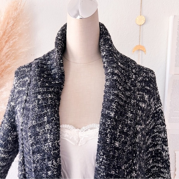 LEVIS Black Marble Knit Long Sleeve Open Front Cardigan - Picture 4 of 13